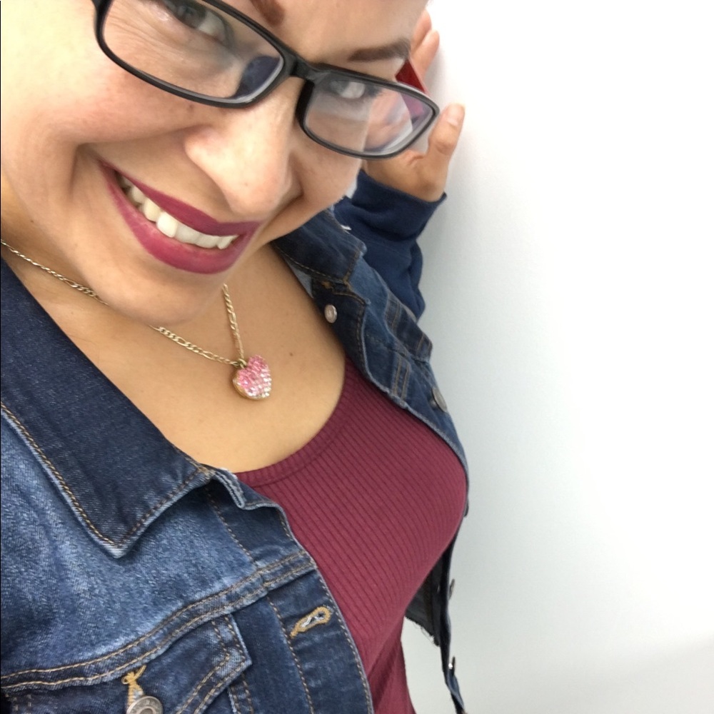 Meet your Posher, Yolanda